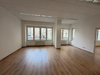 5-Zimmer-Gewerbeimmobilie mieten in Wien – 250 m², € 3.490 – Bild 4 von 13