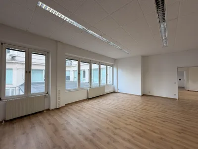 5-Zimmer-Gewerbeimmobilie mieten in Wien – 250 m², € 3.490 – Bild 7 von 13