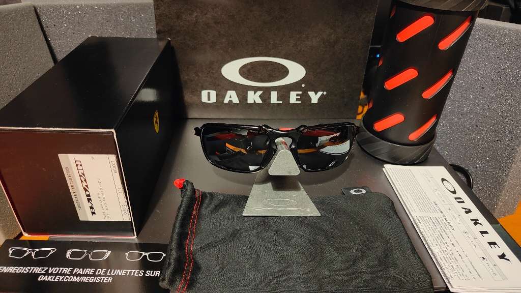 Badman oakley ferrari on sale