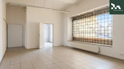 9-Zimmer-Gewerbeimmobilie mieten in Wien – 220 m², € 2.500 – Bild 3 von 14