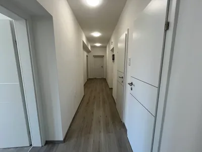 3-Zimmer-Wohnung kaufen in Wiener Neustadt – 89 m², € 255.000 – Bild 1 von 16