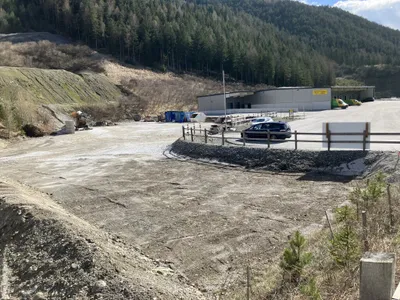 Immobilie mieten in Innsbruck-Land – 8 000 m², € 2 – Bild 5 von 5