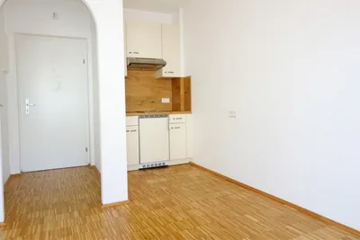 1-Zimmer-Wohnung mieten in Graz – 21 m², € 364 – Bild 2 von 5