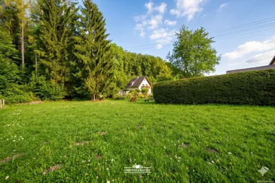 Grundstück kaufen in Vöcklabruck – 1 040 m², € 169.000