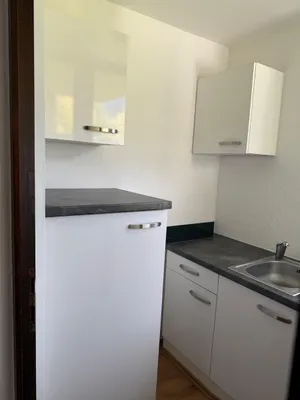 1-Zimmer-Wohnung mieten in Schwaz – 30 m², € 710 – Bild 8 von 13
