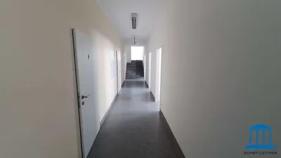 8-Zimmer-Gewerbeimmobilie mieten in Wiener Neustadt – 289 m², € 1.699 – Bild 12 von 21