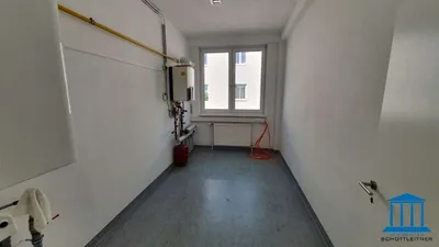 8-Zimmer-Gewerbeimmobilie mieten in Wiener Neustadt – 289 m², € 1.699 – Bild 9 von 21