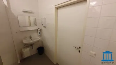 8-Zimmer-Gewerbeimmobilie mieten in Wiener Neustadt – 289 m², € 1.699 – Bild 15 von 21