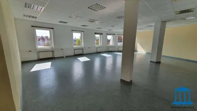 8-Zimmer-Gewerbeimmobilie mieten in Wiener Neustadt – 289 m², € 1.699 – Bild 3 von 21