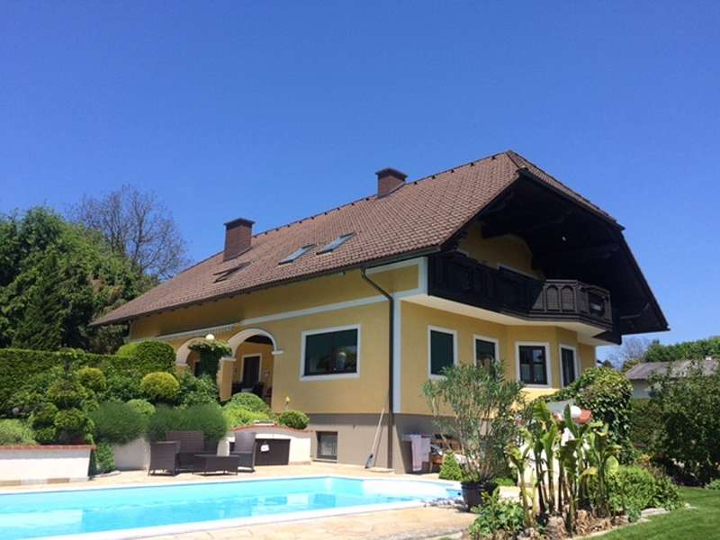 Großes Familienhaus mit wunderschönem Garten & Pool, Graz