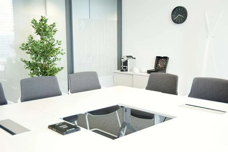 Regus Business Office im DC Tower - Ansicht 3