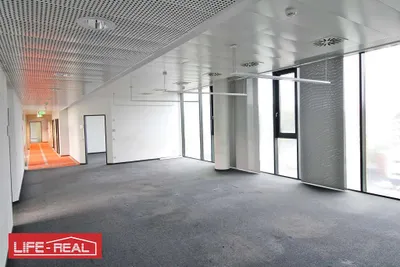 Gewerbeimmobilie mieten in Linz – 332 m², € 5.639 – Bild 2 von 31