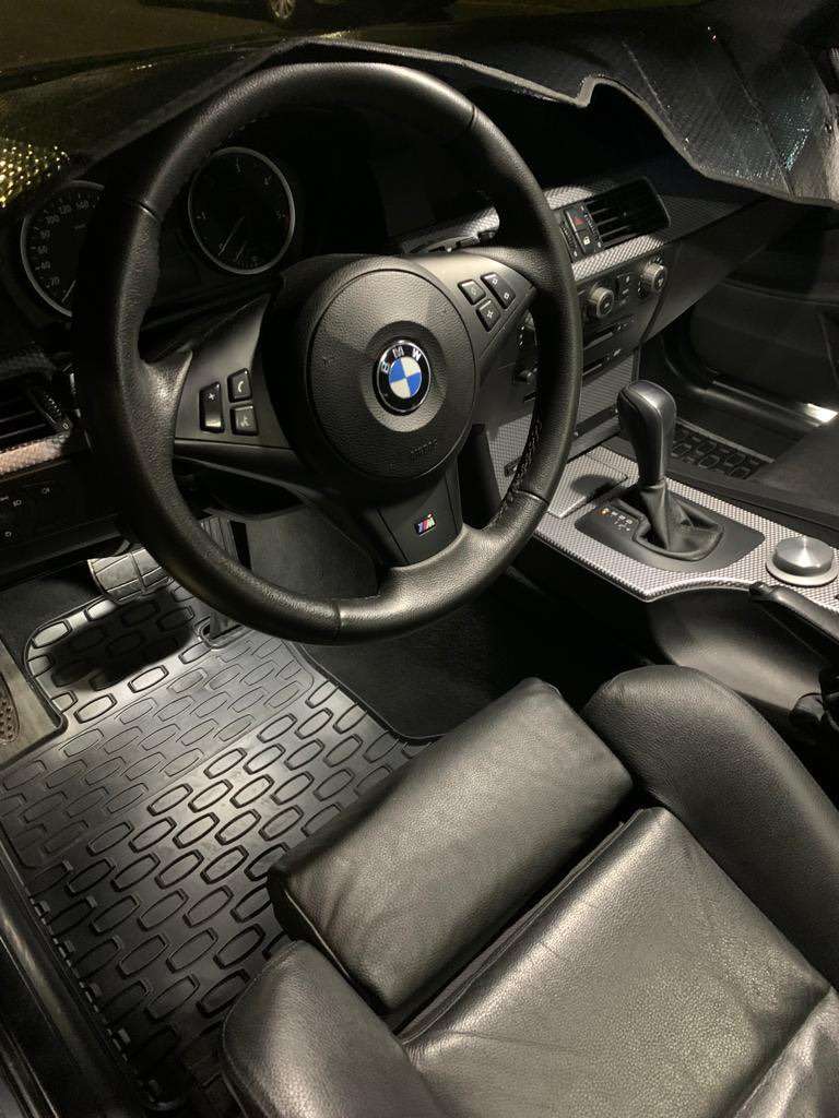 BMW 5er 2020–2023 Sitze, Spiegel und Lenkrad – Benutzerhandbuch