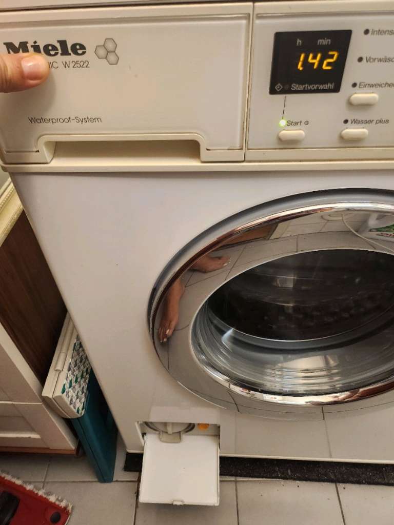 Miele Waschmaschine W2522, € 170,- (4400 Steyr) - willhaben