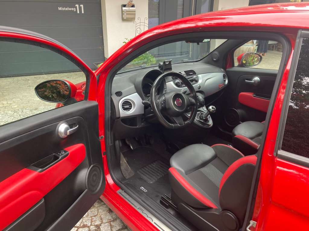 Fiat 500 Sport Klein-/ Kompaktwagen, 2015, 133.500 km, € 7.500