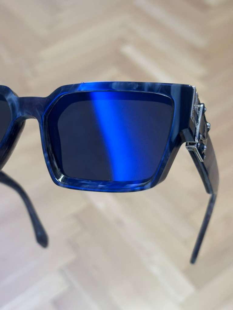 LV Sonnenbrille, € 400,- (8055 Graz) - willhaben