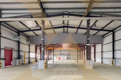 Gewerbeimmobilie mieten in Linz Land – 2 050 m² – Bild 1 von 4