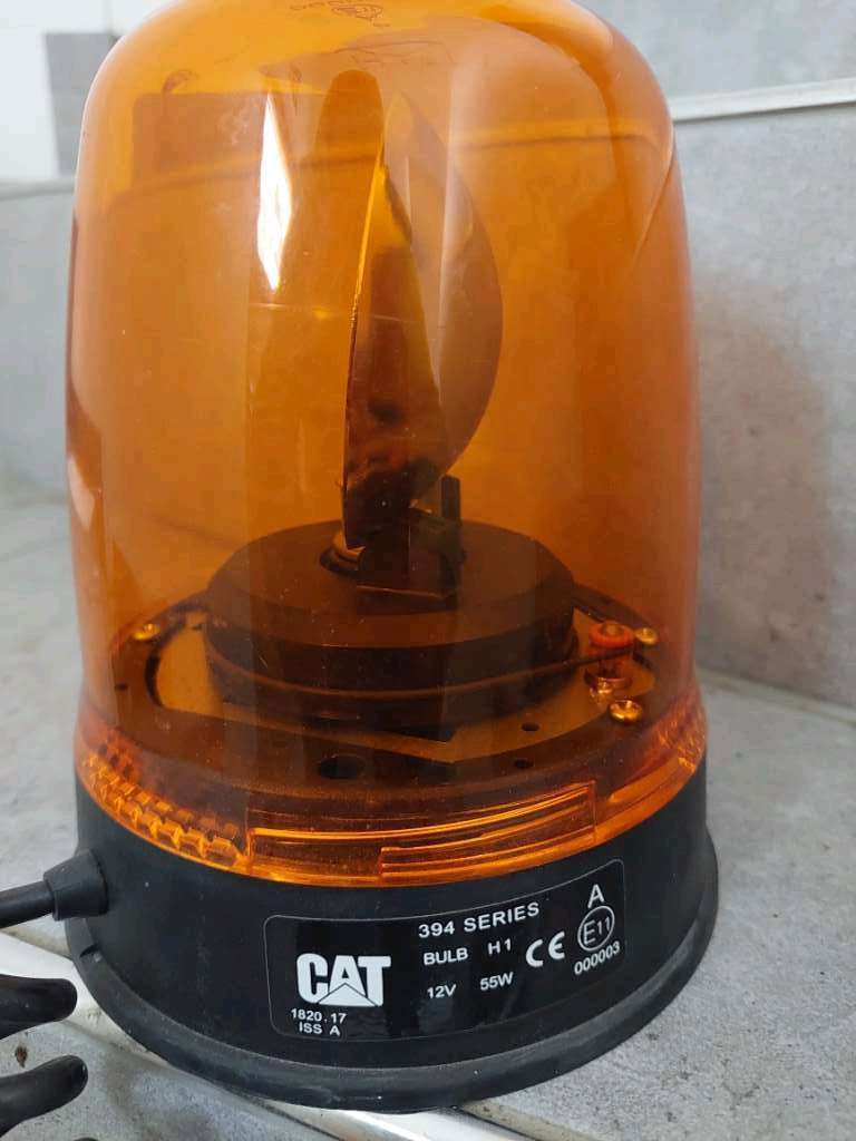CAT Rundumleuchte Magnet Halogen über Zigaretten Anzünder 12V