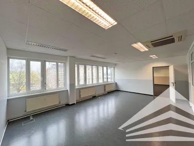 Gewerbeimmobilie mieten in Linz – 249 m², € 2.331