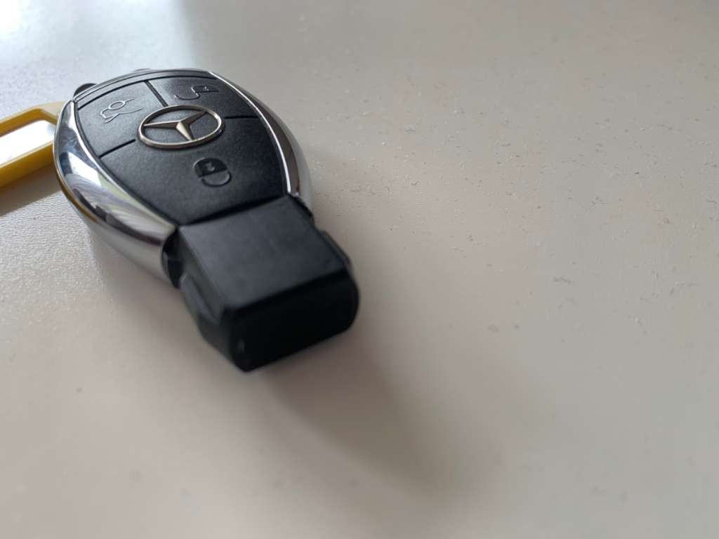 Mercedes Schlüssel kaufen - willhaben