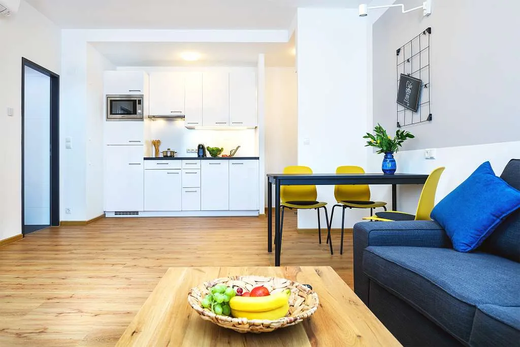 ALL-INCLUSIVE-Miete, vollmöbliertes 2-Raum Apartment COMFORT XL E24 mit Klima - Widok 3