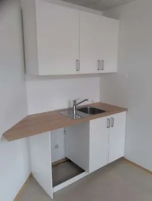 5-Zimmer-Gewerbeimmobilie mieten in Kirchdorf an der Krems – 121 m², € 957 – Bild 4 von 9