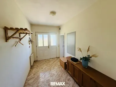 7-Zimmer-Gewerbeimmobilie kaufen in Neusiedl am See – 227 m², € 899.999 – Bild 6 von 38