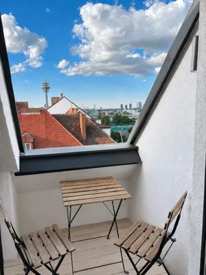 Stilvolle, neu renovierte Wohnung mit Balkon, Klimaanlage und Top-Lage beim Wiener Hauptbahnhof