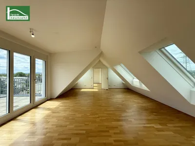 Charmante 3-Zimmer Dachgeschosswohnung inkl. Einbauküche und zwei Terrassen! Ab sofort!