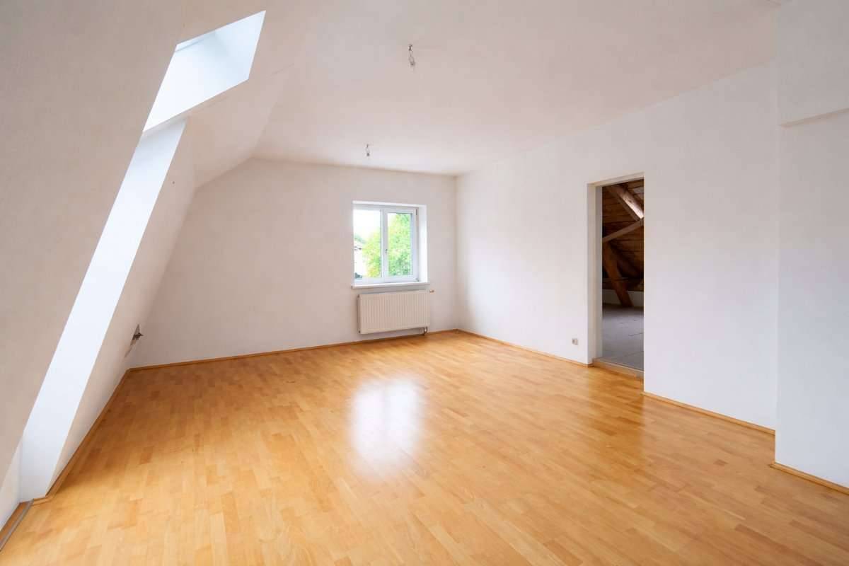 Helle 3-Zimmer-Wohnung mit großem Keller & Parkplatz in Grieskirchen - Ansicht 2