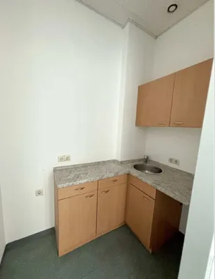1-Zimmer-Gewerbeimmobilie mieten in Mödling – 63 m², € 865 – Bild 6 von 10
