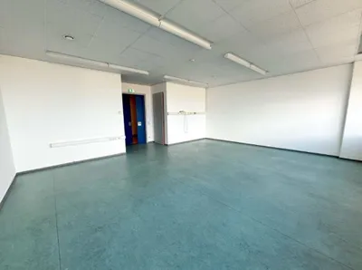 1-Zimmer-Gewerbeimmobilie mieten in Mödling – 63 m², € 865 – Bild 8 von 10