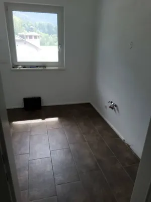 3-Zimmer-Wohnung mieten in Hallein – 89 m², € 1.190 – Bild 3 von 11