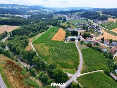 Grundstück kaufen in Sankt Pölten Land – 12 791 m², € 2.300.000 – Bild 2 von 5