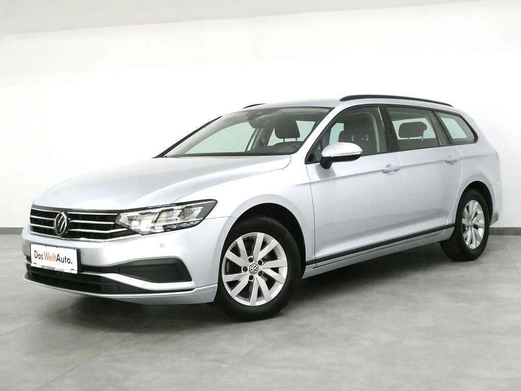 VW Passat Variant 2,0 TDI DSG LED Navi ACC R-Kamer...