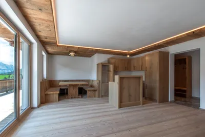 8-Zimmer-Haus kaufen in Kitzbühel – 351 m², € 3.580.000 – Bild 7 von 11