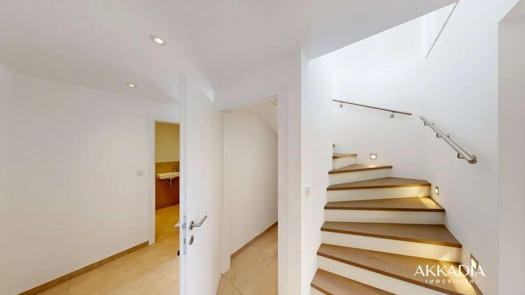 ZUR SCHÖNEN AGNES - Erstbezug: 4-Zimmer-Dachgeschoss-Maisonette mit Balkon & Terrasse im grünen Sievering - PROVISIONSFREI - Ansicht 3