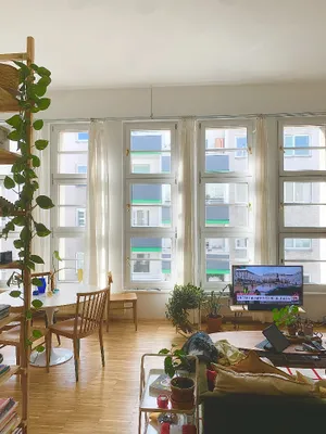 Nachmieter gesucht: Sehr helles & Loftartiges - Ein Zimmer Wohnung - 5. Bezirk
