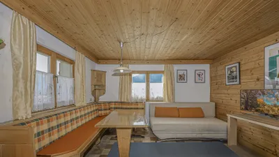 17-Zimmer-Gewerbeimmobilie kaufen in Kitzbühel – 373 m², € 4.390.000 – Bild 9 von 29