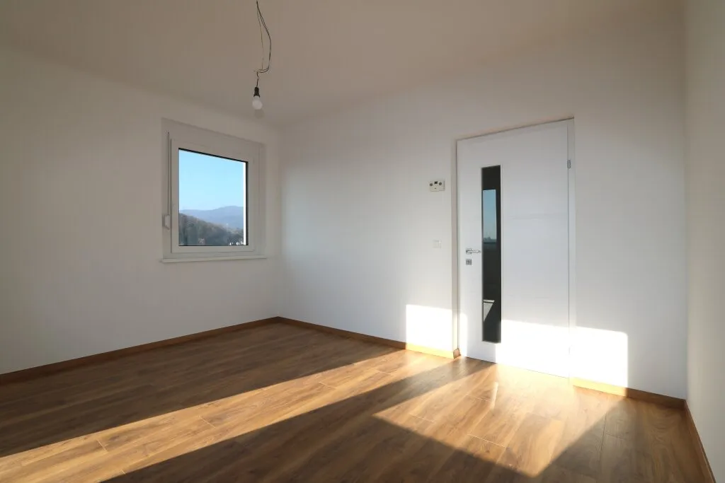 TOP-SANIERT - Traumhafte 3-Zimmer-Wohnung mit Balkon im 6. Liftstock - Ansicht 2