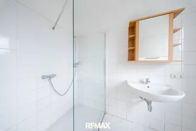 Haus kaufen in Linz Land – 100 m², € 549.000 – Bild 6 von 11