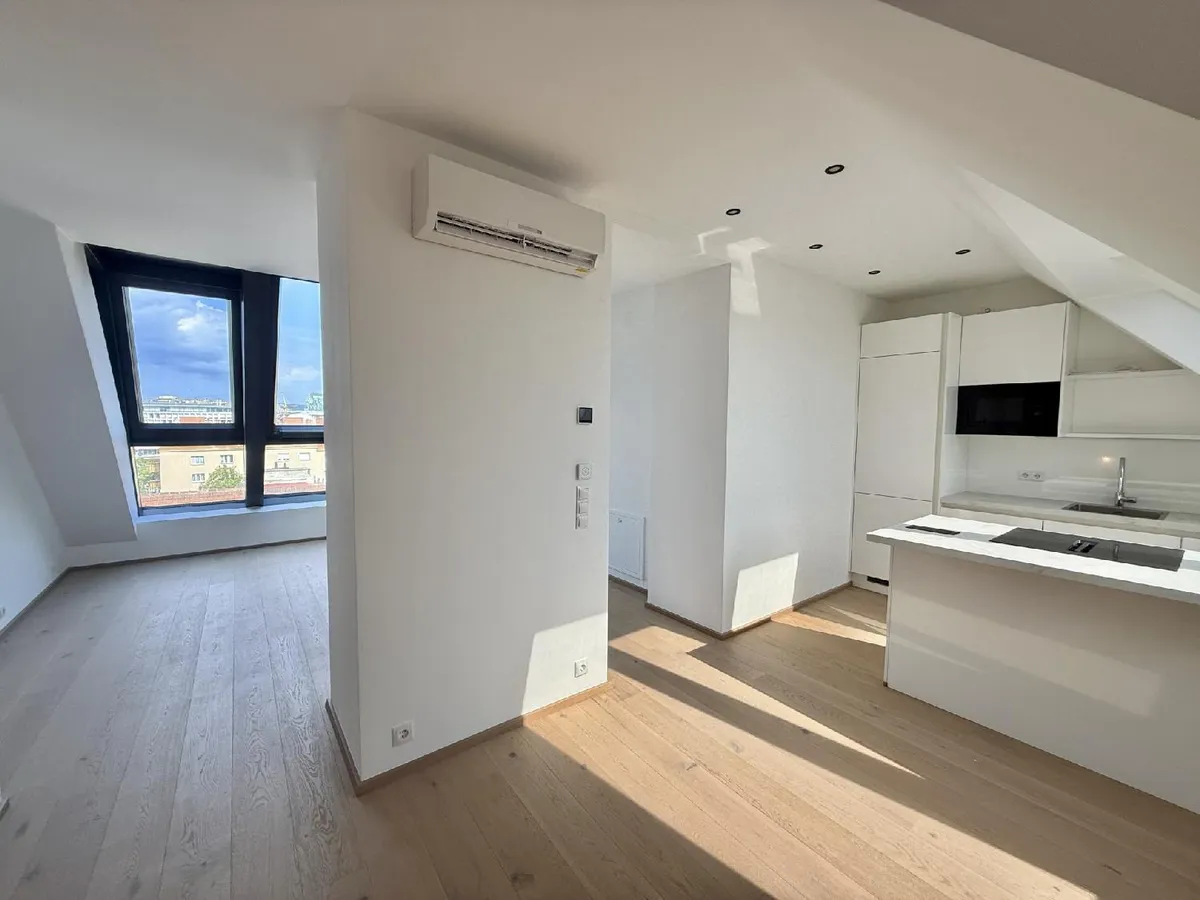 Exklusive 4-Zimmer-Dachgeschosswohnung mit Panoramablick über Wien - Ansicht 2
