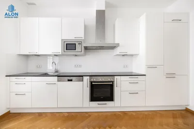 Exklusive & ruhige 6-Zimmer-Altbauwohnung mit Klimaanlage & Aufzug - Ihr exklusiver Wohntraum im Herzen der Wiener Innenstadt! – Bild 3