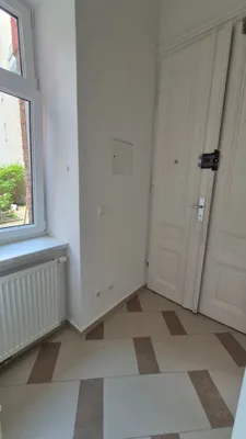 Helle gut gelegene sanierte Garconniere Zimmer Wohnung in Hofruhelage 341. -BRUTTO – Bild 2
