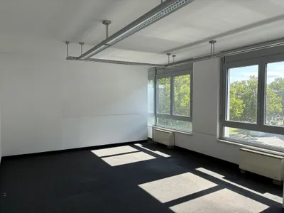 Gewerbeimmobilie mieten in Bruck an der Leitha – 424 m², € 6.429 – Bild 2 von 10