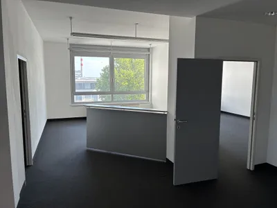 Gewerbeimmobilie mieten in Bruck an der Leitha – 424 m², € 6.429 – Bild 5 von 10