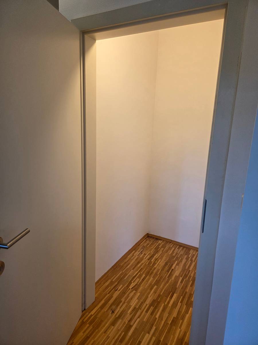 sonnige Wohnung ++ großer Balkon & Carport ++ - Ansicht 3
