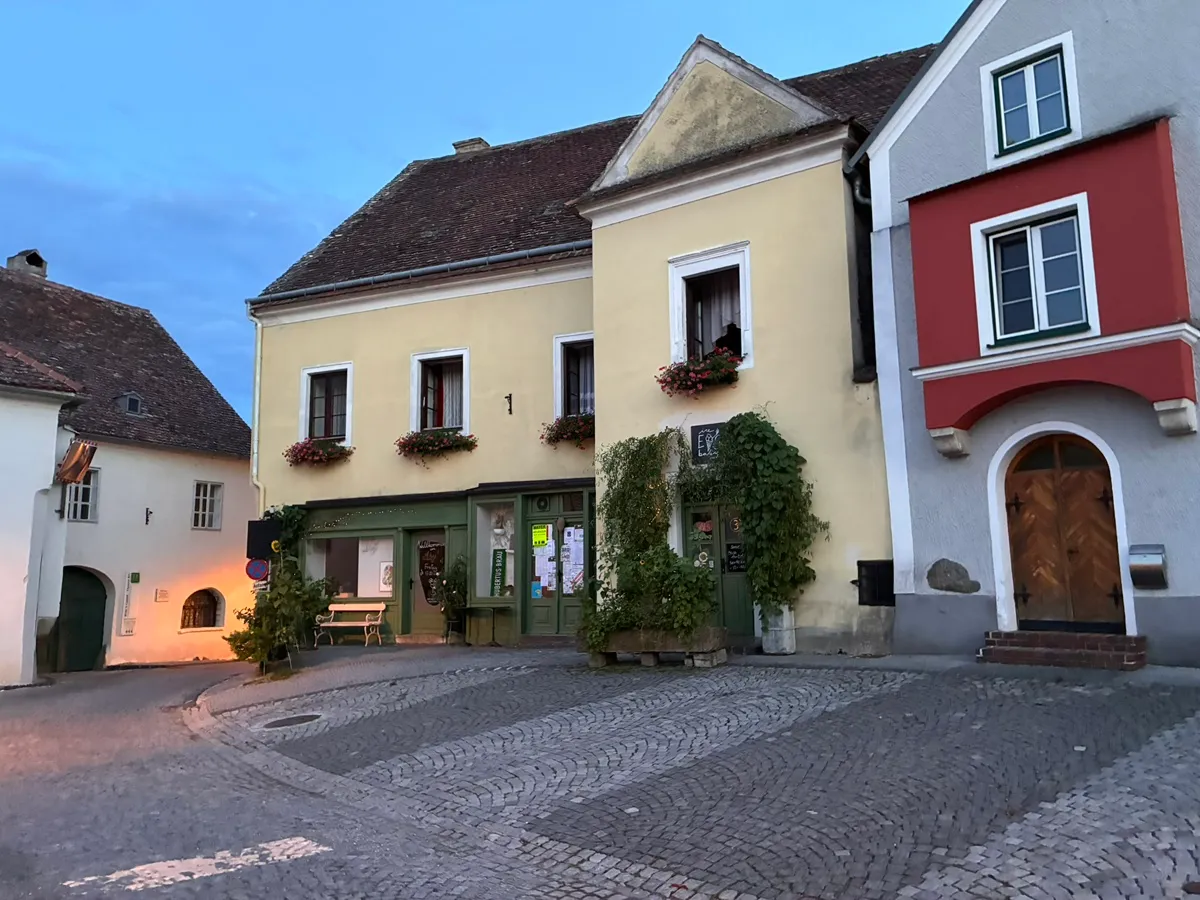 Ahoj! Cafe / shop am Drosendorfer Hauptplatz - Ansicht 3