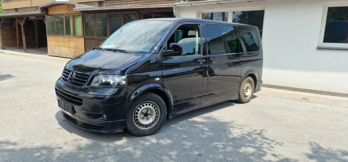 VW Caravelle