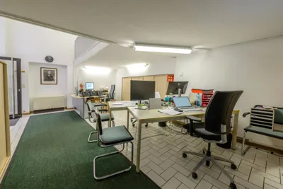 Gewerbeimmobilie kaufen in Gmunden – 58 m², € 120.000 – Bild 3 von 10